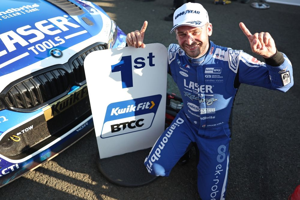 Jake Hill, Laser Tools Racing with MB Motorsport BMW 330i M Sport