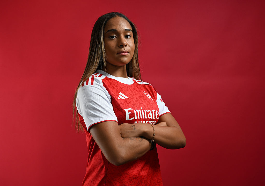Olivia Smith, the first £1 million transfer in women's football, in am Arsenal kit for the first time