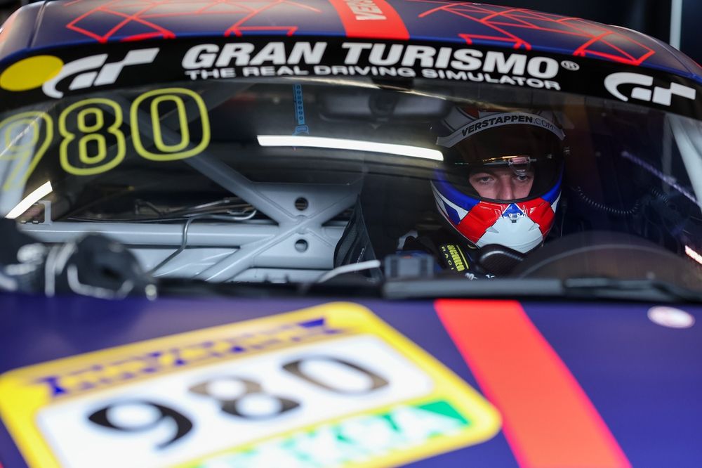 Verstappen in the #980 Lionspeed GP, Porsche Cayman GT4, at the Nurburgring