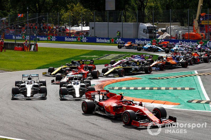 Charles Leclerc, the last polesitter to win the Italian GP, leading the pack into the first corners in 2019