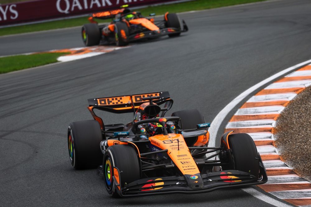 Lando Norris, McLaren, Oscar Piastri, McLaren