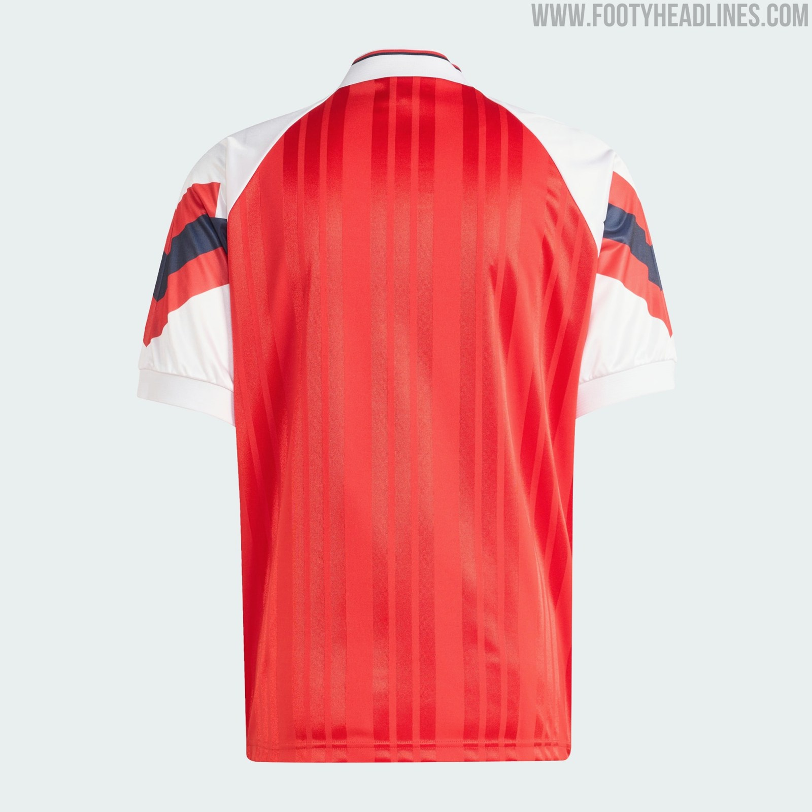 Back of retro Arsenal shirt 1992-1994
