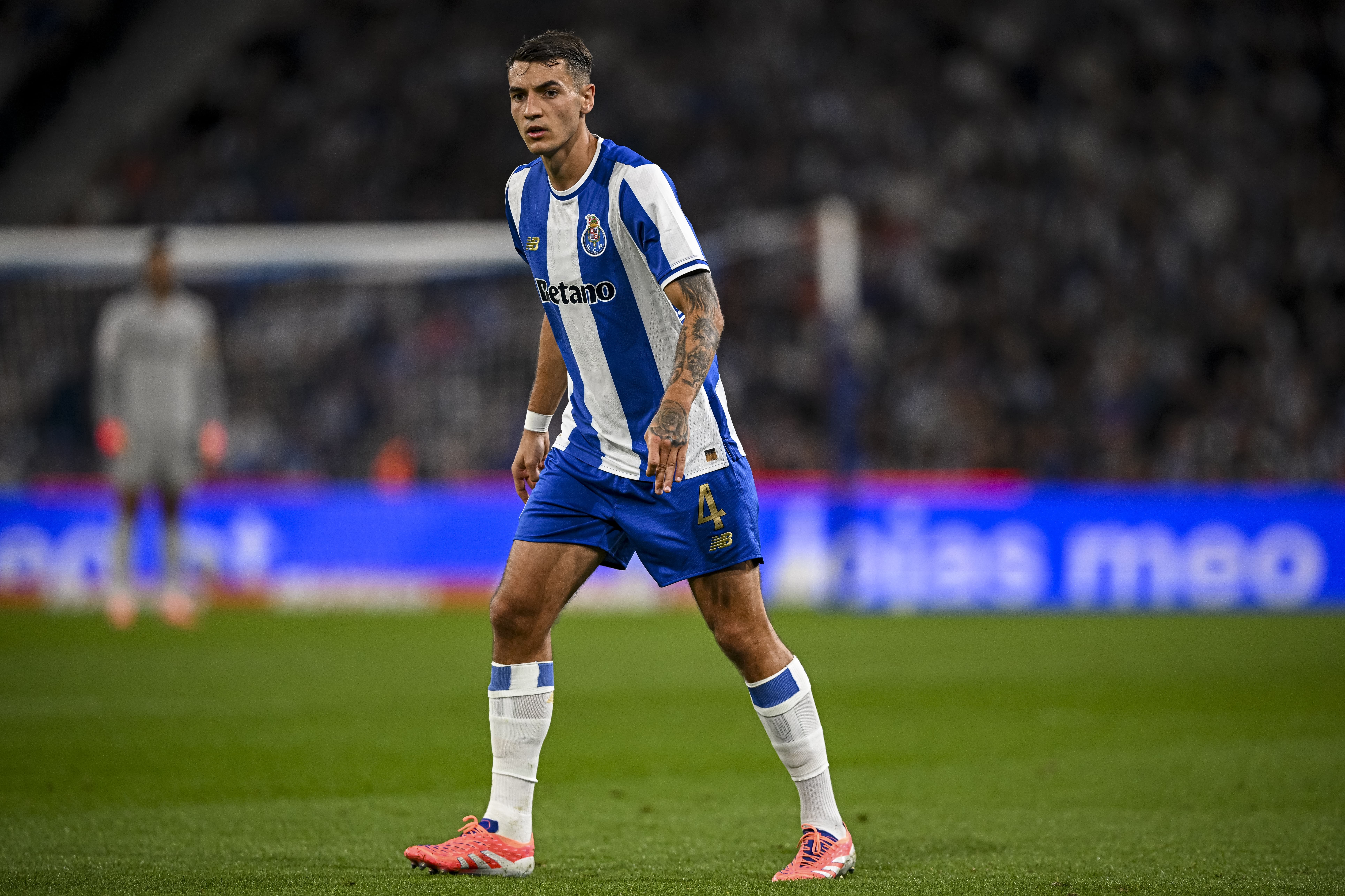 Jakub Kiwior in action for FC Porto