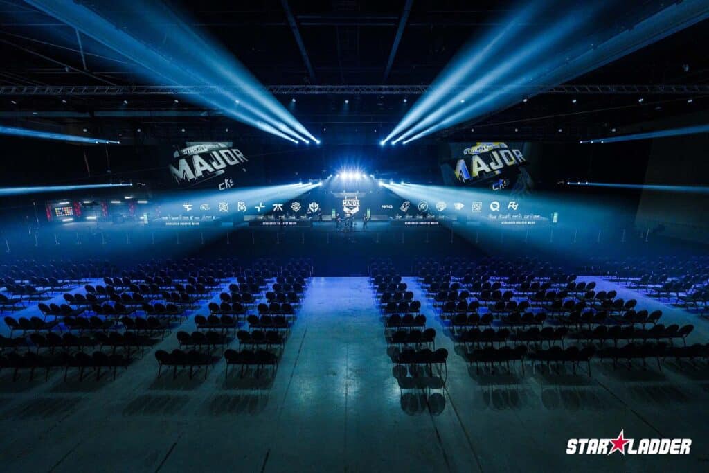 Image of StarLadder Budapest Major 2025 Stage 2 arena illuminated by white lighting