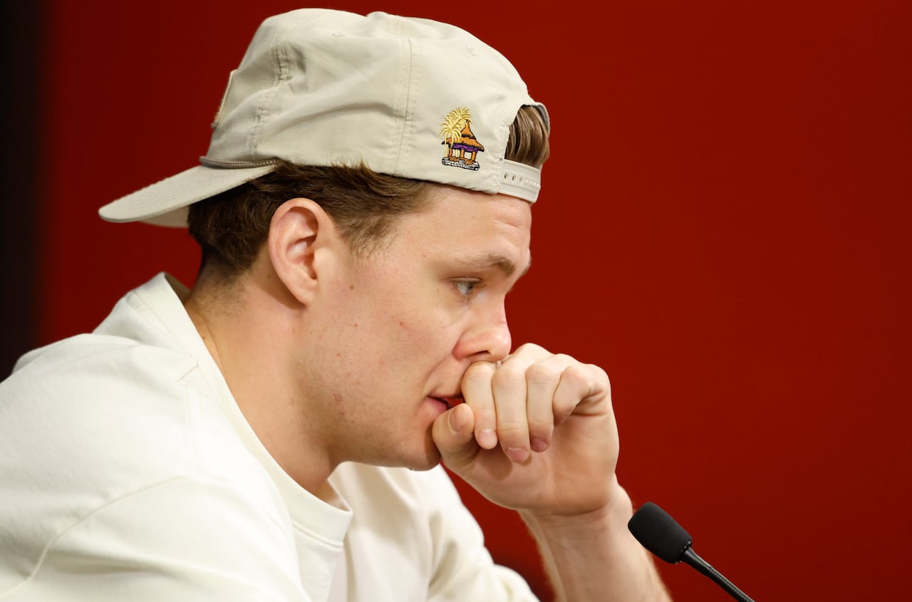 Tim Stutzle at a news conference