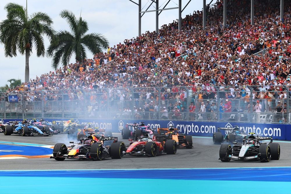 Charles Leclerc, Ferrari, Max Verstappen, Red Bull Racing, Andrea Kimi Antonelli, Mercedes