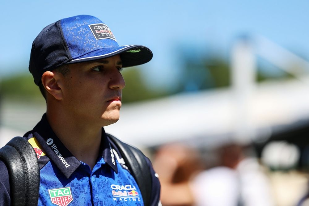 Isack Hadjar, Red Bull Racing