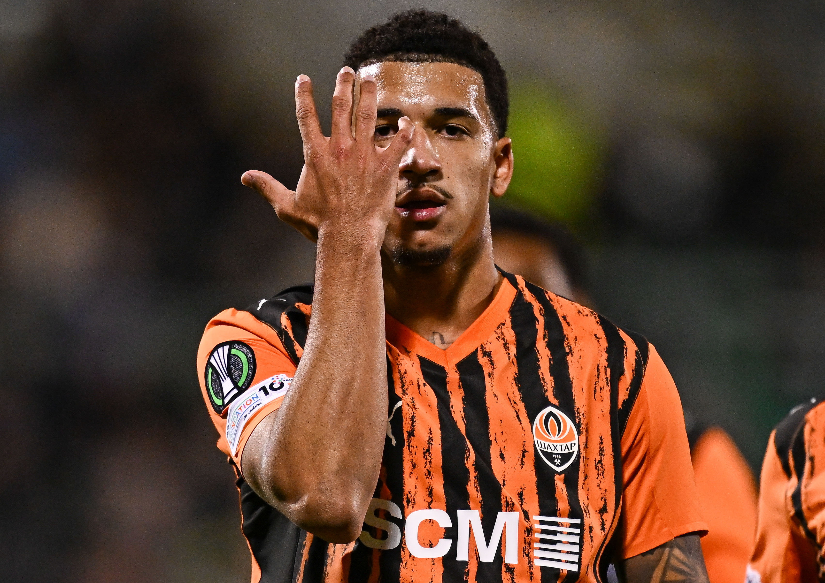 Kau&atilde; Elias of Shakhtar celebrates after scoring his side's first goal during the UEFA Conference League 2025/26 league phase match between Shamrock Rovers and Shakhtar at Tallaght Stadium in Dublin.