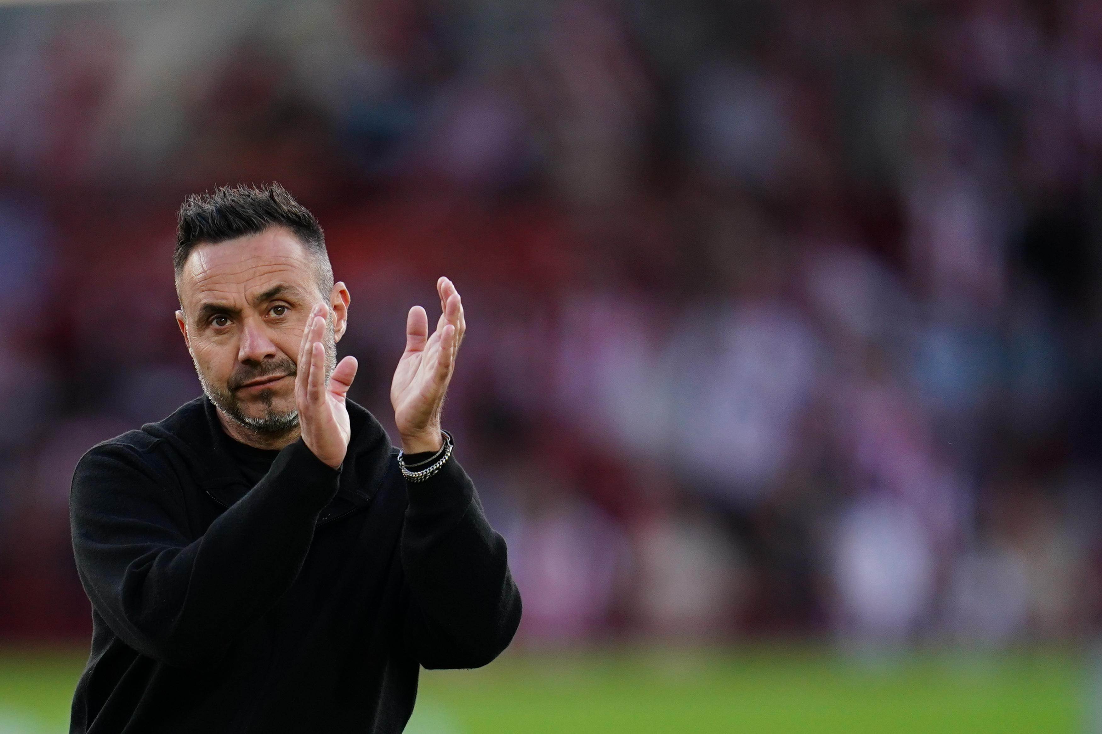 Roberto De Zerbi, the manager of Tottenham Hotspur, during a Premier League game against Brentford at Gtech Community Stadium on August 22, 2026. (Photo by Harvey Murphy/News Images/NurPhoto via Getty Images)