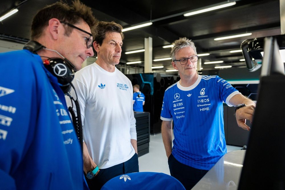 Toto Wolff, Mercedes, James Allison, Mercedes, Andrew Shovlin, Mercedes