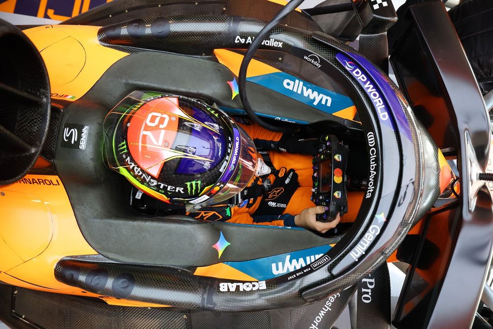 Leonardo Fornaroli, McLaren