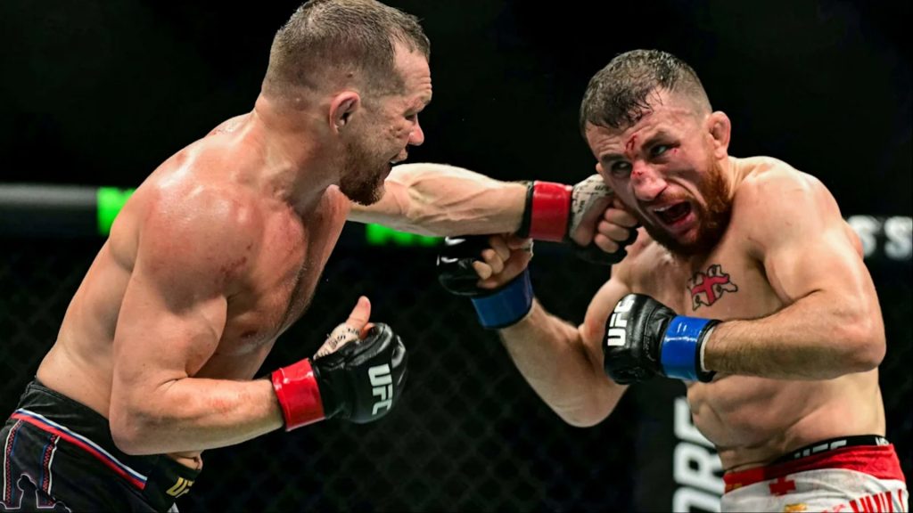 Petr Yan and Merab Dvalishvili trade blows at UFC 333